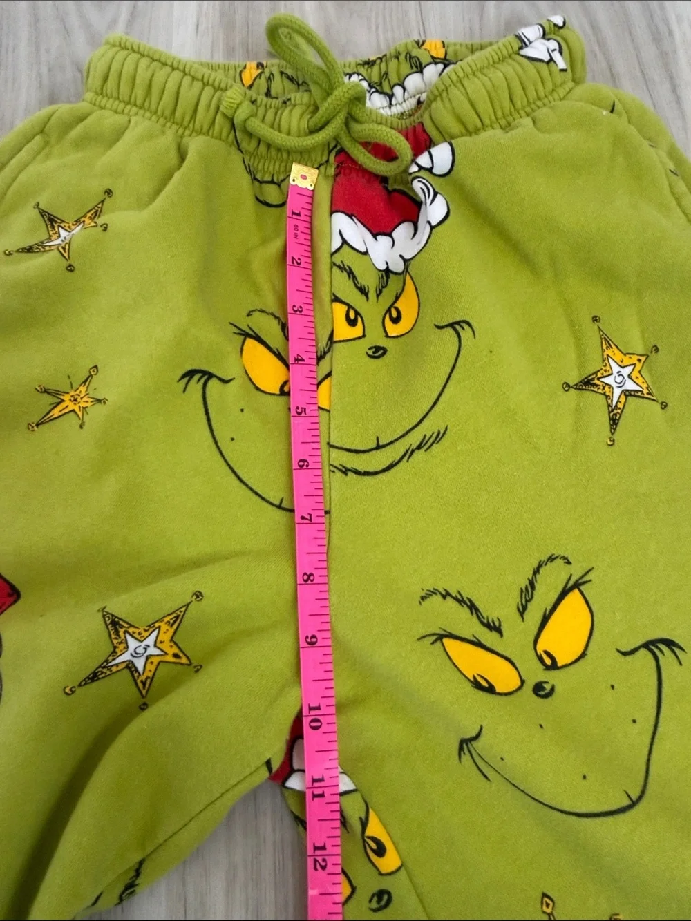 Women’s American Eagle Green Grinch Holiday Pajama Pants size XXS